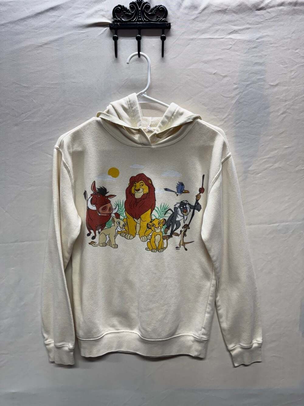 Disney The Lion King Character Group Graphic Ivory Pullover Hoodie Sweatshirt Si